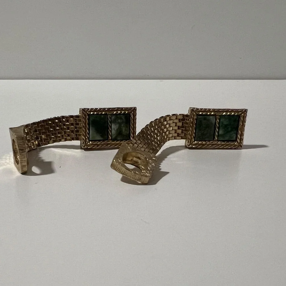 VTG Swank Gold Tone Cufflinks pair‎ of green rectangular stones mesh wrap bullet